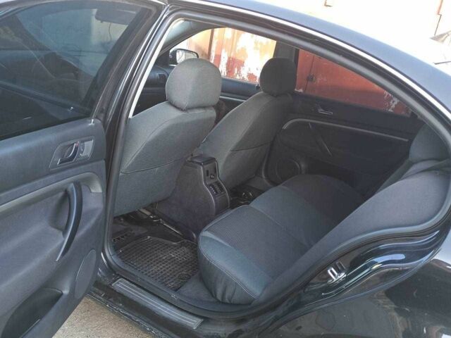 Черный Шкода Суперб, объемом двигателя 1.8 л и пробегом 240 тыс. км за 5000 $, фото 6 на Automoto.ua