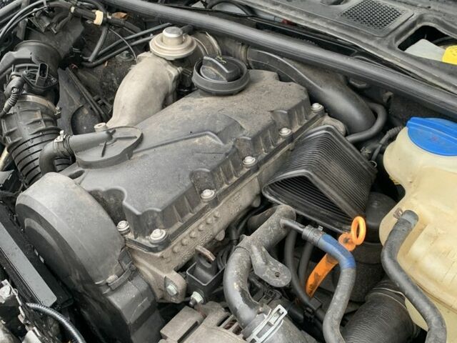 Черный Шкода Суперб, объемом двигателя 1.9 л и пробегом 300 тыс. км за 2300 $, фото 6 на Automoto.ua