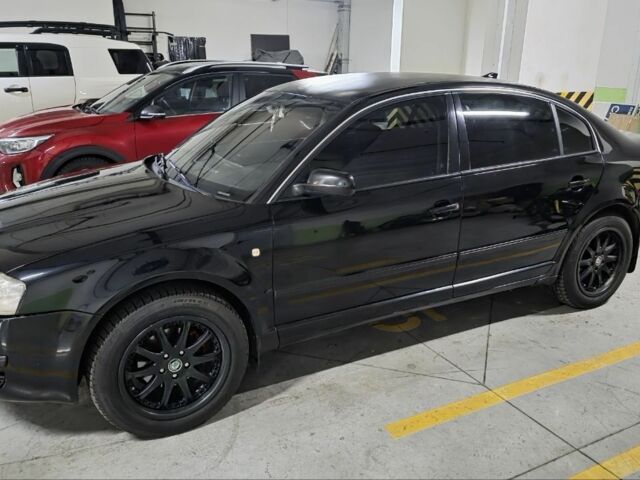 Черный Шкода Суперб, объемом двигателя 1.8 л и пробегом 257 тыс. км за 4499 $, фото 15 на Automoto.ua