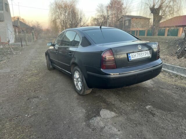 Черный Шкода Суперб, объемом двигателя 1.8 л и пробегом 280 тыс. км за 4500 $, фото 3 на Automoto.ua