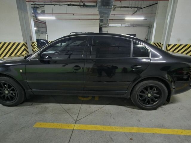 Черный Шкода Суперб, объемом двигателя 1.8 л и пробегом 257 тыс. км за 4499 $, фото 13 на Automoto.ua