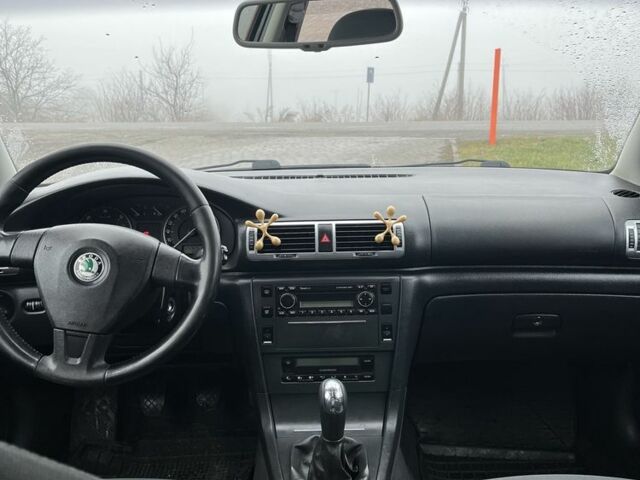 Черный Шкода Суперб, объемом двигателя 2 л и пробегом 275 тыс. км за 5500 $, фото 6 на Automoto.ua