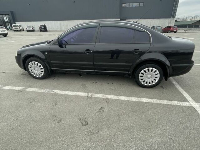 Черный Шкода Суперб, объемом двигателя 1.9 л и пробегом 216 тыс. км за 5100 $, фото 4 на Automoto.ua