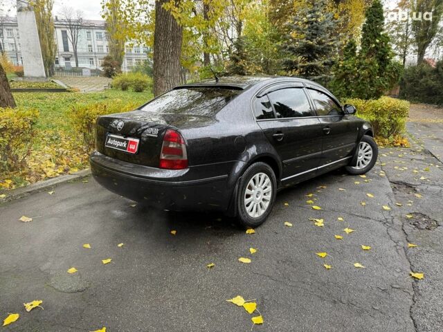 Шкода Суперб 2007 у Києві на Automoto.ua Чорний Шкода Суперб, об'ємом двигуна 1.8 л та пробігом 374 тис. км за 6790 $, фото 4 на Automoto.ua