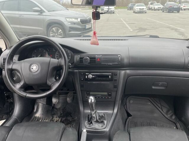 Черный Шкода Суперб, объемом двигателя 1.9 л и пробегом 216 тыс. км за 5100 $, фото 8 на Automoto.ua