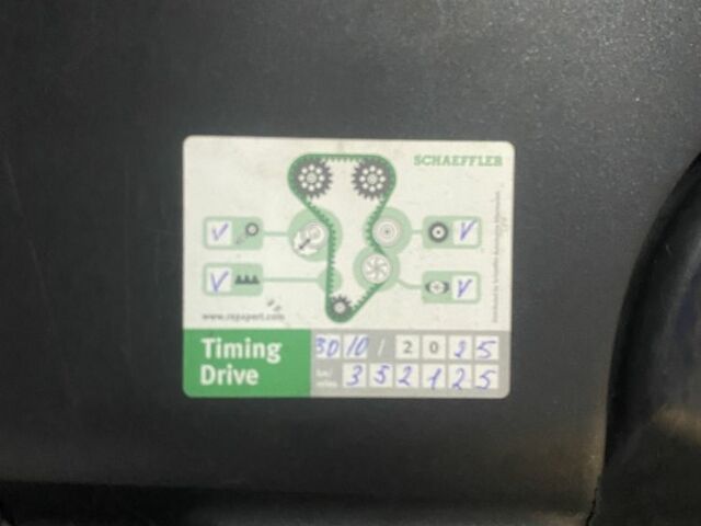 Черный Шкода Суперб, объемом двигателя 1.9 л и пробегом 350 тыс. км за 6200 $, фото 8 на Automoto.ua