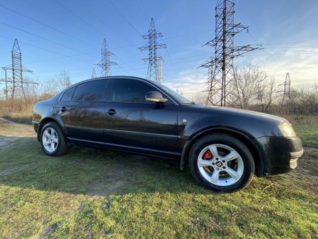 Черный Шкода Суперб, объемом двигателя 1.8 л и пробегом 263 тыс. км за 6600 $, фото 2 на Automoto.ua