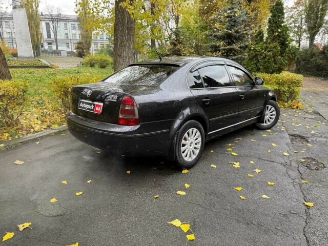 Шкода Суперб 2007 у Києві на Automoto.ua Чорний Шкода Суперб, об'ємом двигуна 1.8 л та пробігом 374 тис. км за 6790 $, фото 4 на Automoto.ua