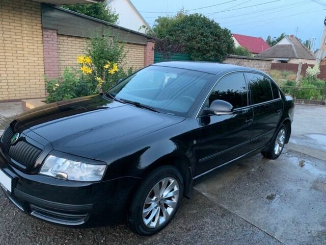 Черный Шкода Суперб, объемом двигателя 1.8 л и пробегом 245 тыс. км за 8800 $, фото 3 на Automoto.ua