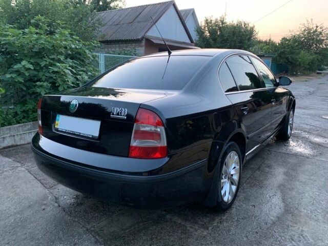Черный Шкода Суперб, объемом двигателя 1.8 л и пробегом 245 тыс. км за 8800 $, фото 4 на Automoto.ua