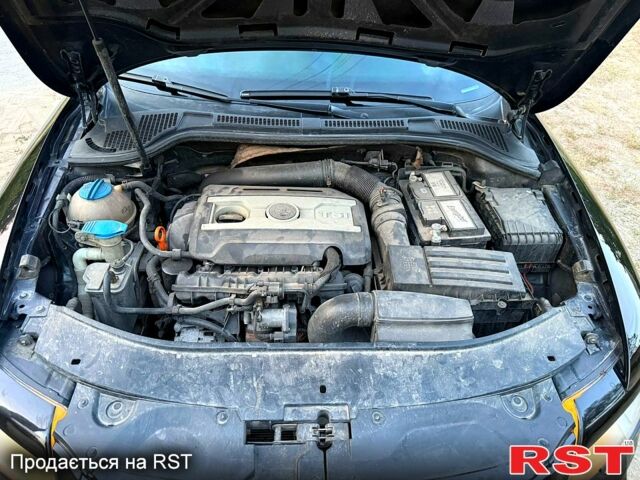 Черный Шкода Суперб, объемом двигателя 1.8 л и пробегом 205 тыс. км за 8000 $, фото 11 на Automoto.ua