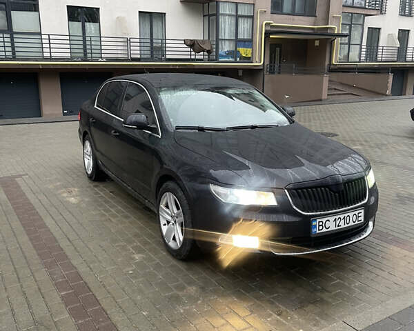 Черный Шкода Суперб, объемом двигателя 1.8 л и пробегом 231 тыс. км за 9500 $, фото 2 на Automoto.ua