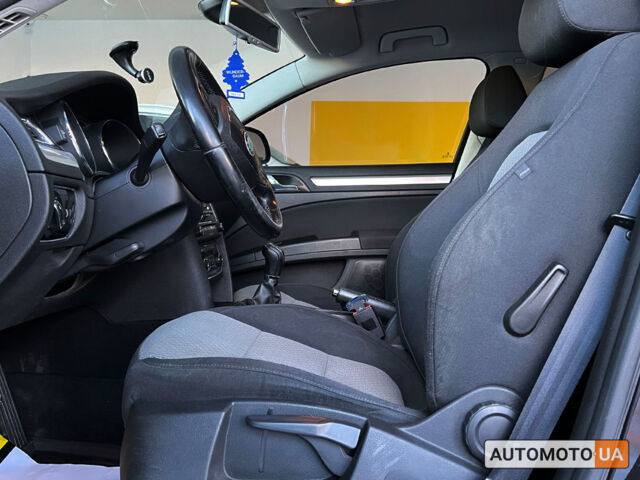 Черный Шкода Суперб, объемом двигателя 1.6 л и пробегом 265 тыс. км за 9150 $, фото 7 на Automoto.ua