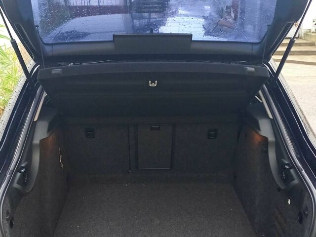 Черный Шкода Суперб, объемом двигателя 1.8 л и пробегом 211 тыс. км за 10700 $, фото 12 на Automoto.ua