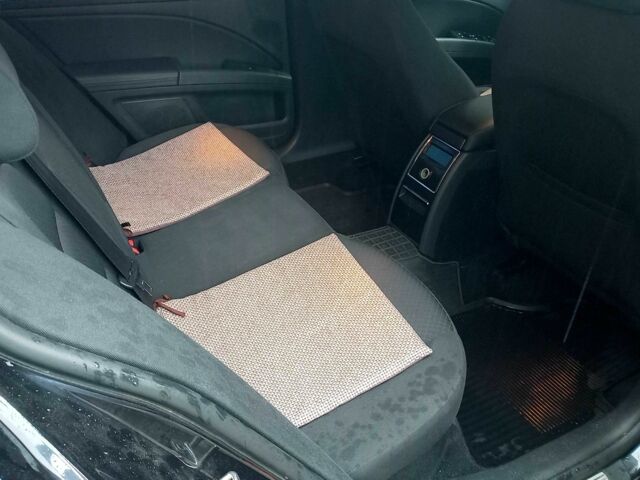 Черный Шкода Суперб, объемом двигателя 1.8 л и пробегом 211 тыс. км за 10700 $, фото 11 на Automoto.ua