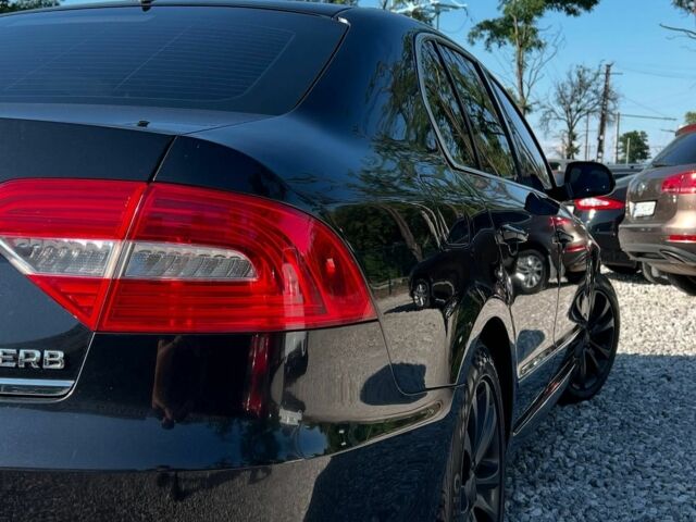 Черный Шкода Суперб, объемом двигателя 0 л и пробегом 310 тыс. км за 11700 $, фото 4 на Automoto.ua