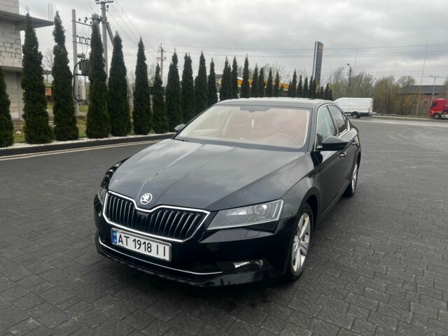 Черный Шкода Суперб, объемом двигателя 2 л и пробегом 274 тыс. км за 15921 $, фото 3 на Automoto.ua
