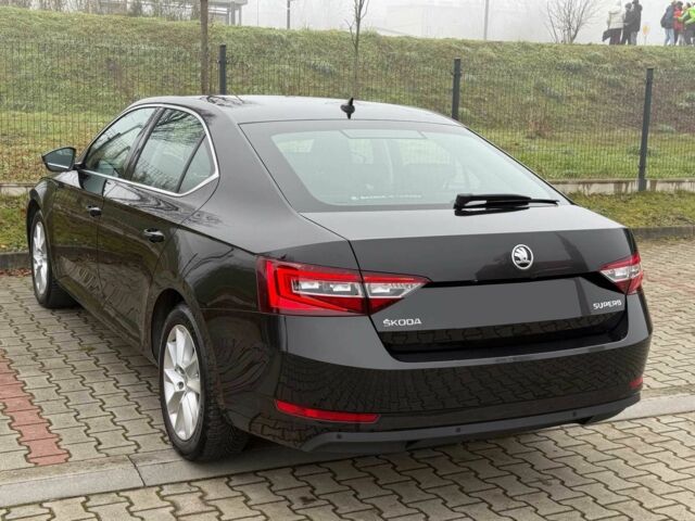 Черный Шкода Суперб, объемом двигателя 1.5 л и пробегом 34 тыс. км за 7700 $, фото 3 на Automoto.ua