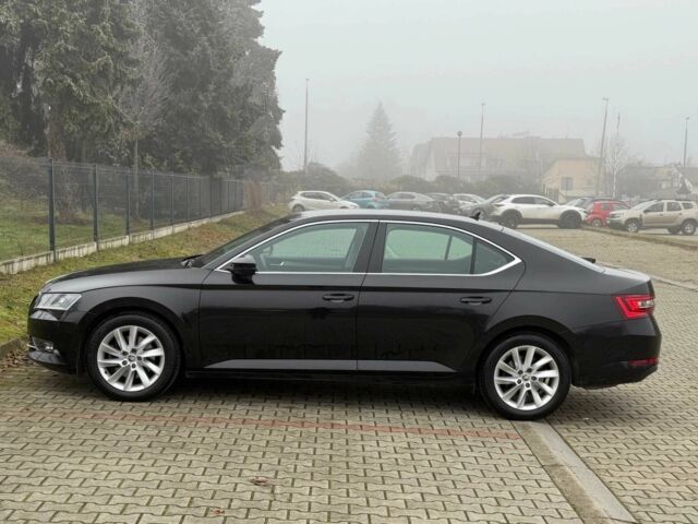 Черный Шкода Суперб, объемом двигателя 1.5 л и пробегом 34 тыс. км за 7700 $, фото 6 на Automoto.ua