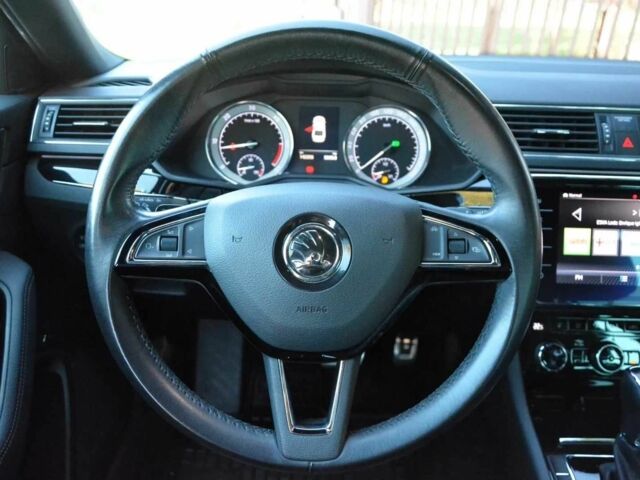 Чорний Шкода Суперб, об'ємом двигуна 2 л та пробігом 45 тис. км за 10500 $, фото 10 на Automoto.ua