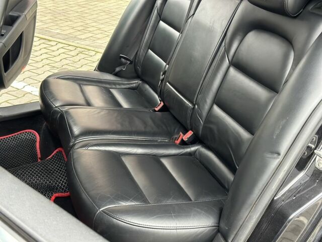 Чорний Шкода Суперб, об'ємом двигуна 2 л та пробігом 300 тис. км за 9100 $, фото 8 на Automoto.ua