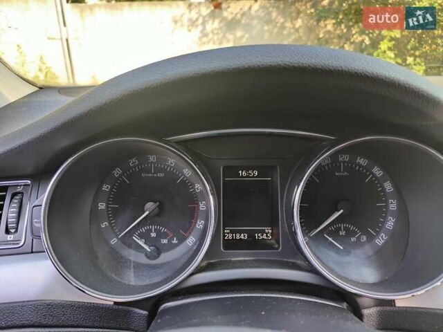 Черный Шкода Суперб, объемом двигателя 1.97 л и пробегом 281 тыс. км за 10300 $, фото 4 на Automoto.ua