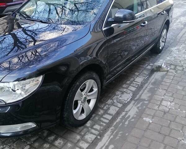 Черный Шкода Суперб, объемом двигателя 1.6 л и пробегом 295 тыс. км за 8600 $, фото 2 на Automoto.ua
