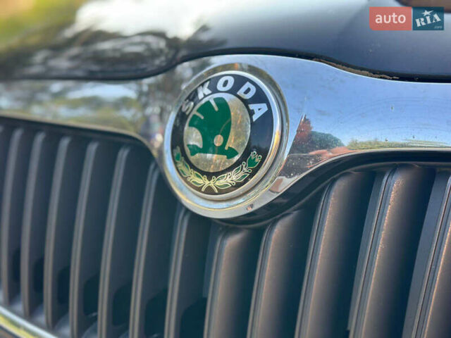 Черный Шкода Суперб, объемом двигателя 1.97 л и пробегом 225 тыс. км за 8330 $, фото 4 на Automoto.ua