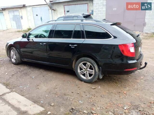 Чорний Шкода Суперб, об'ємом двигуна 2 л та пробігом 300 тис. км за 9499 $, фото 1 на Automoto.ua
