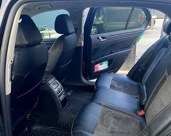 Черный Шкода Суперб, объемом двигателя 1.8 л и пробегом 280 тыс. км за 7800 $, фото 2 на Automoto.ua