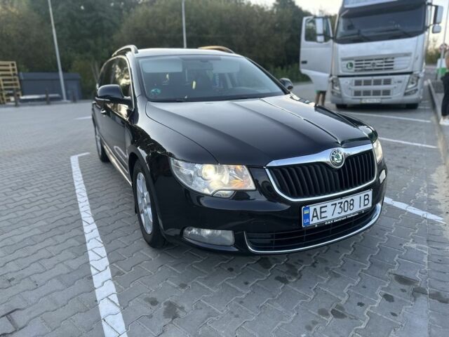 Чорний Шкода Суперб, об'ємом двигуна 2 л та пробігом 245 тис. км за 9200 $, фото 2 на Automoto.ua
