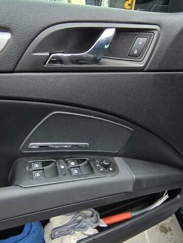 Черный Шкода Суперб, объемом двигателя 1.4 л и пробегом 264 тыс. км за 9700 $, фото 3 на Automoto.ua