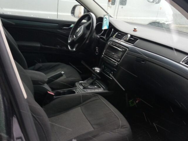 Чорний Шкода Суперб, об'ємом двигуна 2 л та пробігом 300 тис. км за 8800 $, фото 3 на Automoto.ua