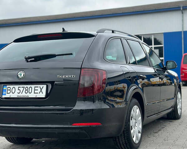 Чорний Шкода Суперб, об'ємом двигуна 2 л та пробігом 245 тис. км за 9400 $, фото 7 на Automoto.ua