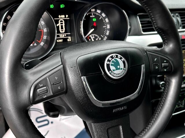 Черный Шкода Суперб, объемом двигателя 2 л и пробегом 236 тыс. км за 11000 $, фото 7 на Automoto.ua