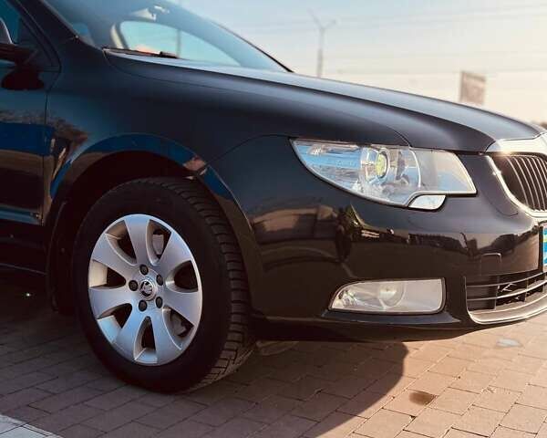 Черный Шкода Суперб, объемом двигателя 1.6 л и пробегом 328 тыс. км за 9300 $, фото 6 на Automoto.ua