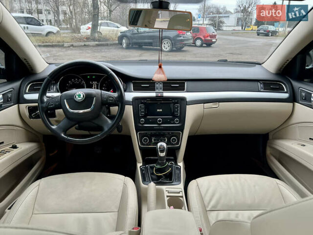 Черный Шкода Суперб, объемом двигателя 2 л и пробегом 280 тыс. км за 11499 $, фото 27 на Automoto.ua