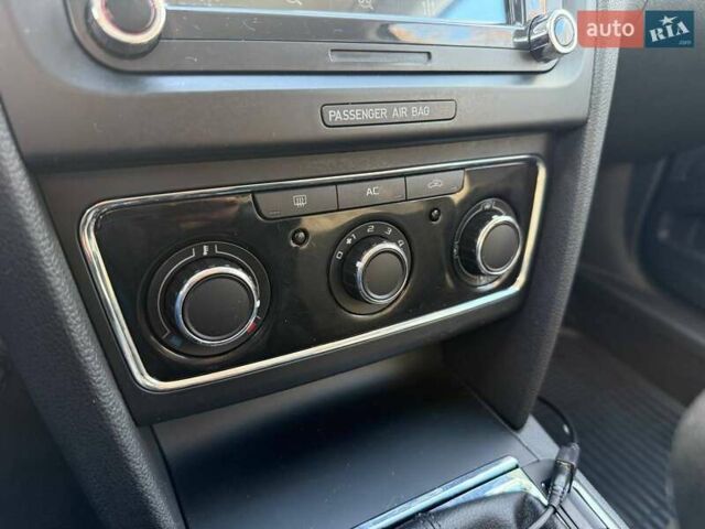 Чорний Шкода Суперб, об'ємом двигуна 1.97 л та пробігом 289 тис. км за 8700 $, фото 7 на Automoto.ua