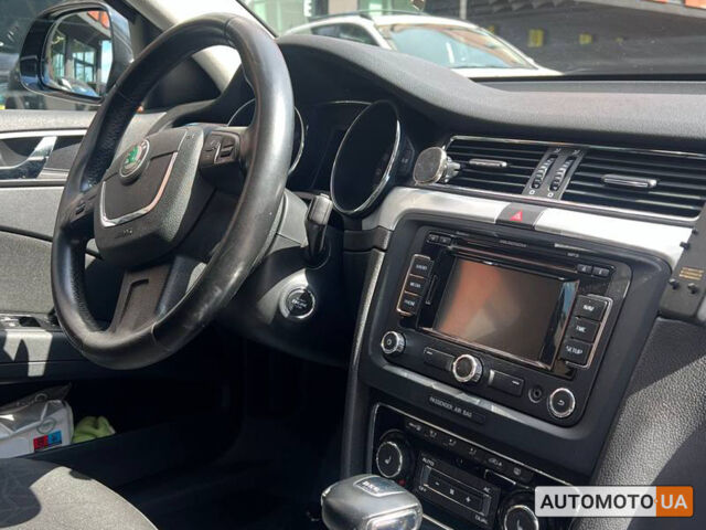 Чорний Шкода Суперб, об'ємом двигуна 2 л та пробігом 250 тис. км за 11700 $, фото 8 на Automoto.ua