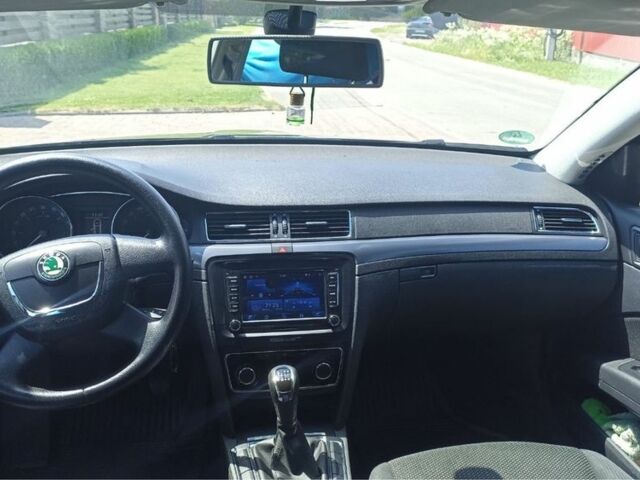 Шкода Суперб 2011 в Кропивницком (Кировограде) на Automoto.ua Черный Шкода Суперб, объемом двигателя 2 л и пробегом 280 тыс. км за 8300 $, фото 4 на Automoto.ua