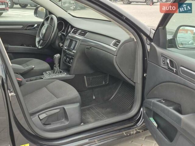 Черный Шкода Суперб, объемом двигателя 1.97 л и пробегом 287 тыс. км за 8500 $, фото 8 на Automoto.ua