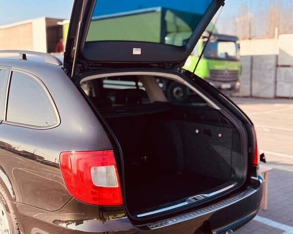 Черный Шкода Суперб, объемом двигателя 1.6 л и пробегом 328 тыс. км за 9300 $, фото 7 на Automoto.ua