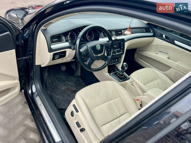 Черный Шкода Суперб, объемом двигателя 2 л и пробегом 280 тыс. км за 11499 $, фото 17 на Automoto.ua