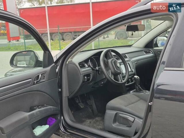 Черный Шкода Суперб, объемом двигателя 1.97 л и пробегом 287 тыс. км за 8500 $, фото 5 на Automoto.ua