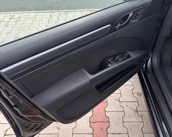 Черный Шкода Суперб, объемом двигателя 1.97 л и пробегом 215 тыс. км за 9000 $, фото 14 на Automoto.ua