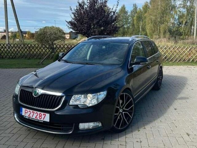 Чорний Шкода Суперб, об'ємом двигуна 2 л та пробігом 280 тис. км за 7300 $, фото 1 на Automoto.ua