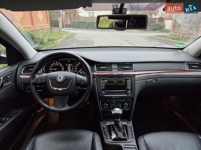 Черный Шкода Суперб, объемом двигателя 2 л и пробегом 279 тыс. км за 12700 $, фото 16 на Automoto.ua