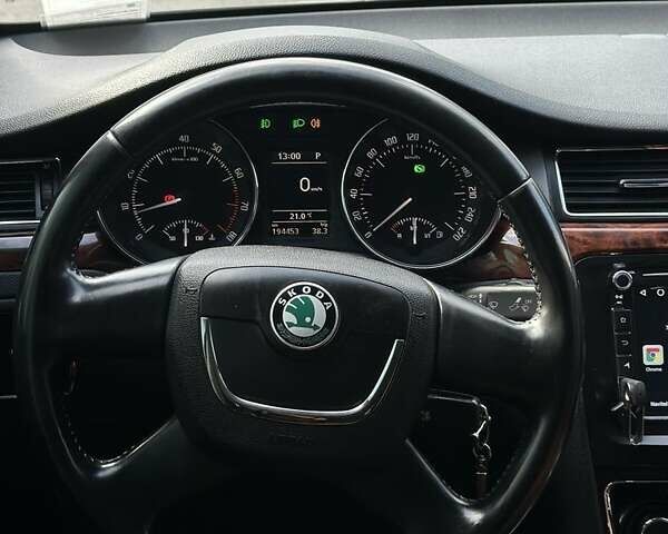 Черный Шкода Суперб, объемом двигателя 1.8 л и пробегом 194 тыс. км за 10600 $, фото 15 на Automoto.ua