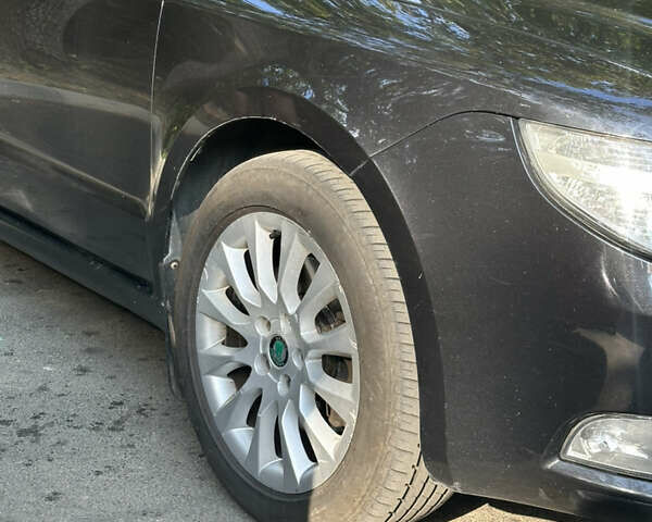 Чорний Шкода Суперб, об'ємом двигуна 1.97 л та пробігом 341 тис. км за 11000 $, фото 21 на Automoto.ua