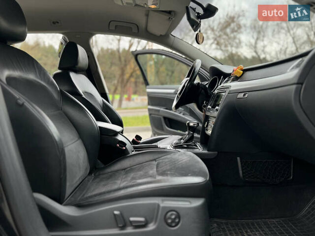 Чорний Шкода Суперб, об'ємом двигуна 2 л та пробігом 282 тис. км за 10799 $, фото 39 на Automoto.ua